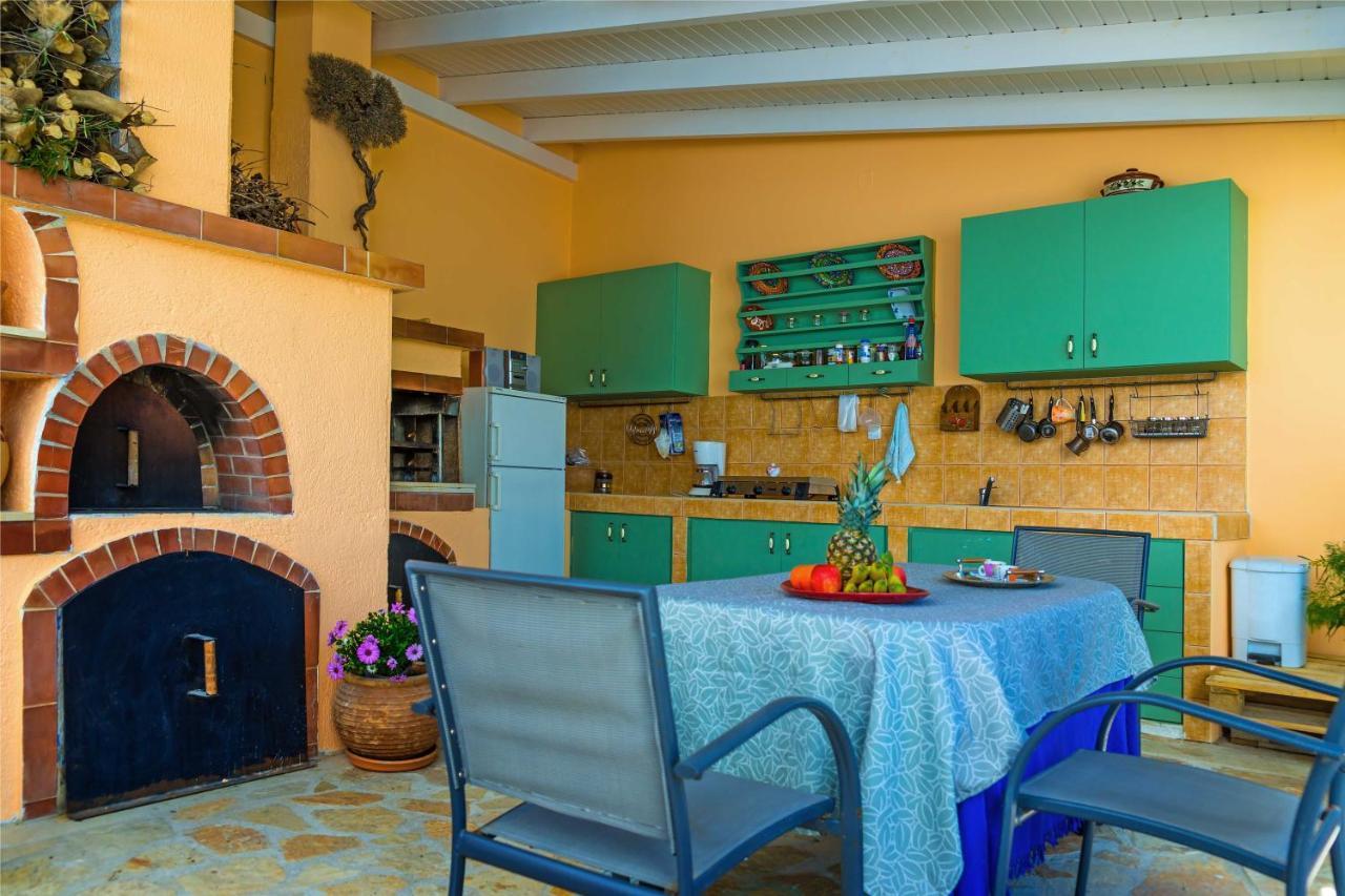 Heraklion Beach Hideaway Explore, Relax, Repeat-3 Gazi Exterior foto